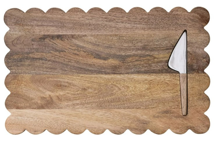 Mango Wood Scalloped Edge Cheese/Cutting Board with Knife